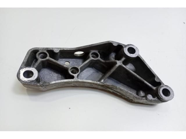 bontott AUDI A3 Tartó Bak