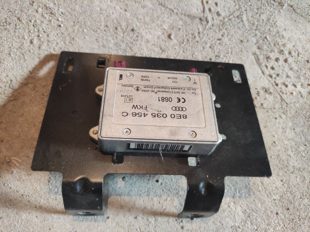 bontott AUDI A3 Telefon Elektronika