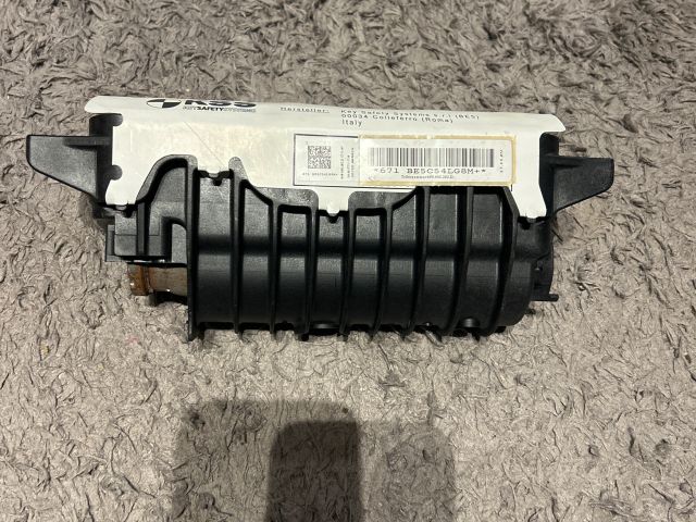 bontott AUDI A3 Utasoldali Légzsák