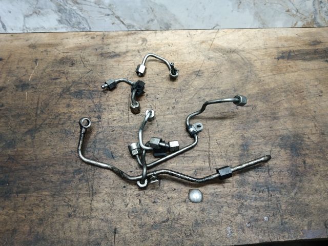 bontott AUDI A3 Üzemanyagcső