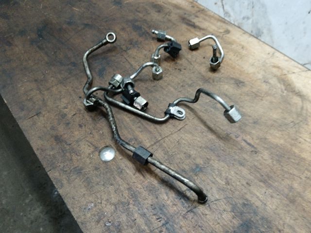 bontott AUDI A3 Üzemanyagcső