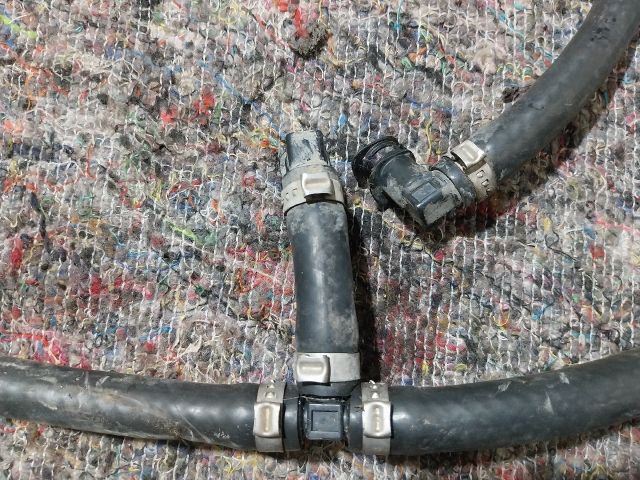 bontott AUDI A3 Üzemanyagcső