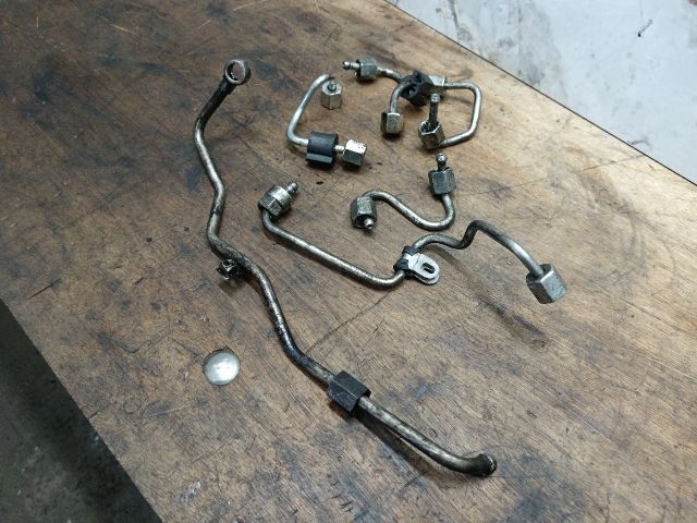 bontott AUDI A3 Üzemanyagcső