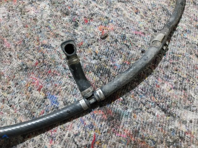 bontott AUDI A3 Üzemanyagcső