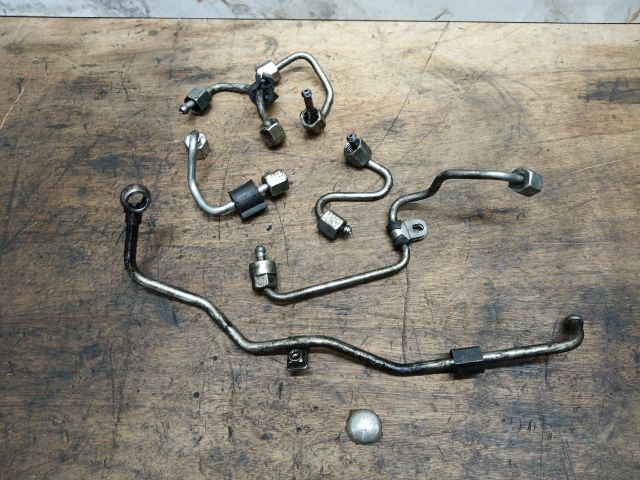 bontott AUDI A3 Üzemanyagcső