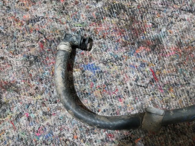 bontott AUDI A3 Üzemanyagcső