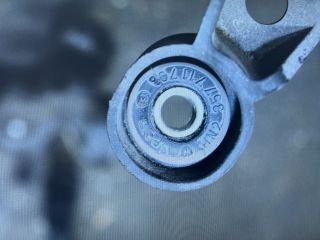 bontott AUDI A3 Váltó Bowden Tartó Bak