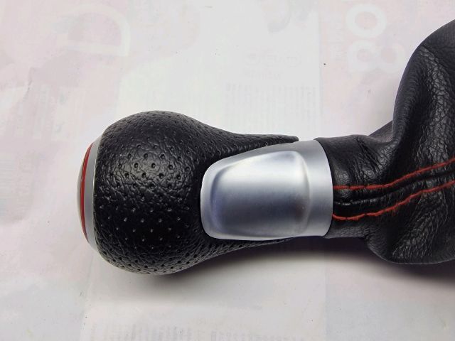 bontott AUDI A3 Váltószoknya