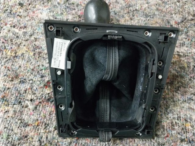 bontott AUDI A3 Váltószoknya