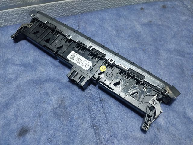 bontott AUDI A3 Vészvillogó Kapcsoló