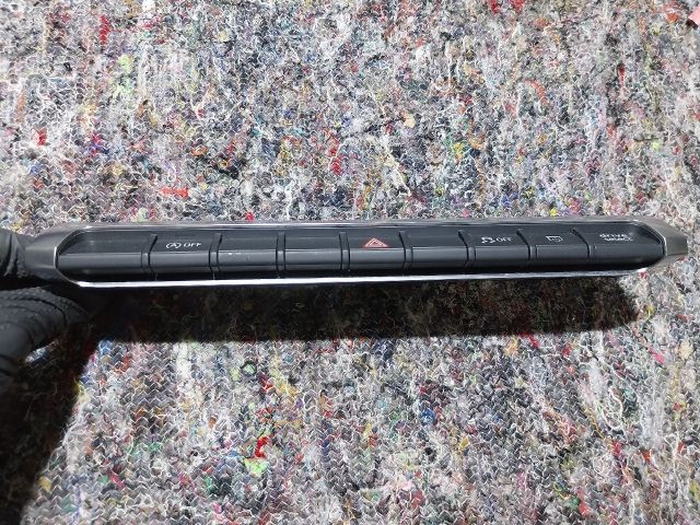 bontott AUDI A3 Vészvillogó Kapcsoló