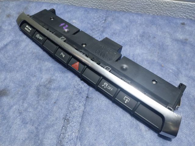 bontott AUDI A3 Vészvillogó Kapcsoló