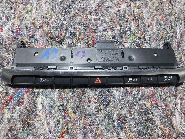 bontott AUDI A3 Vészvillogó Kapcsoló