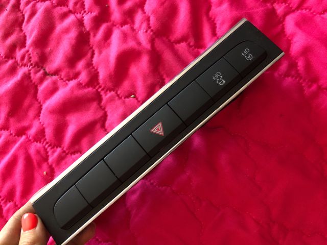 bontott AUDI A3 Vészvillogó Kapcsoló