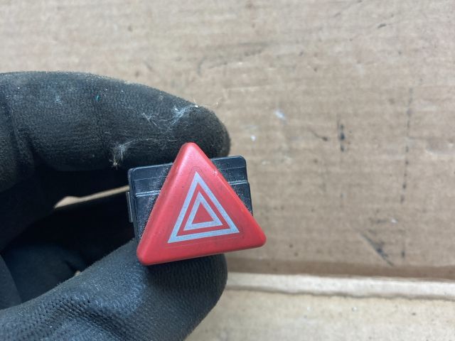 bontott AUDI A3 Vészvillogó Kapcsoló