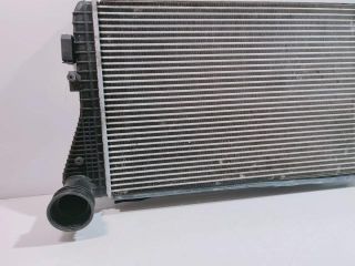 bontott AUDI A3 Vízhűtő Radiátor Tartó