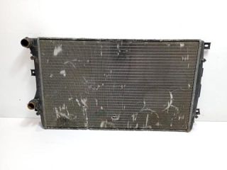 bontott AUDI A3 Vízhűtő Radiátor Tartó