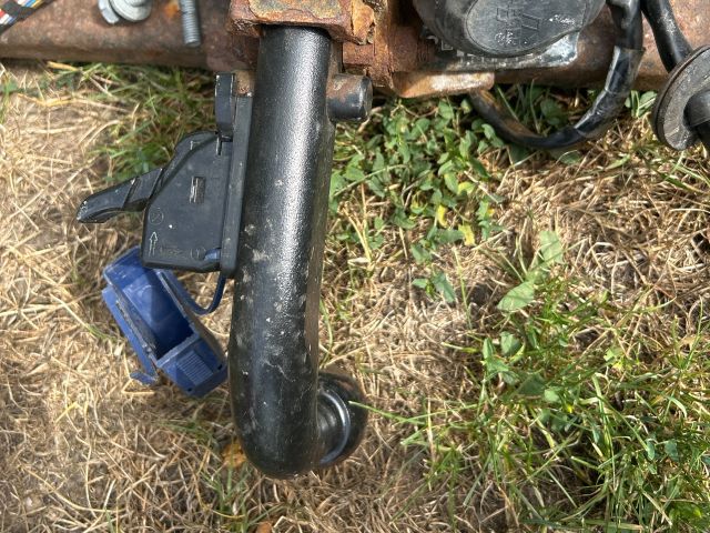 bontott AUDI A3 Vonóhorog