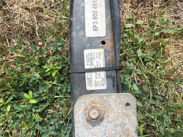 bontott AUDI A3 Vonóhorog