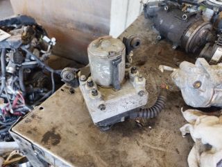 bontott AUDI A4 B5 ABS Kocka