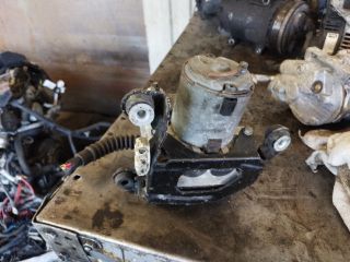 bontott AUDI A4 B5 ABS Kocka