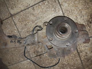 bontott AUDI A4 B5 Bal első Csonkállvány Kerékaggyal