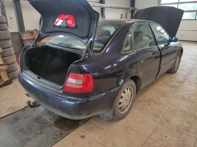 bontott AUDI A4 B5 Bal első Fékkengyel