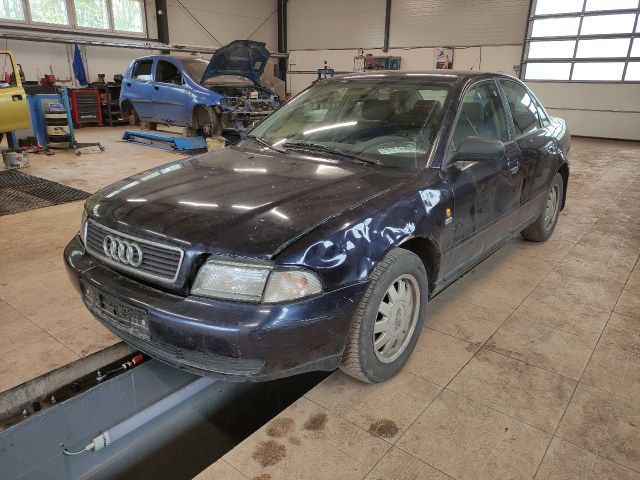 bontott AUDI A4 B5 Bal első Fékkengyel