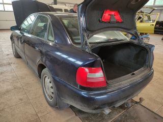 bontott AUDI A4 B5 Bal első Gólyaláb (Lengécsillapító, Rugó)