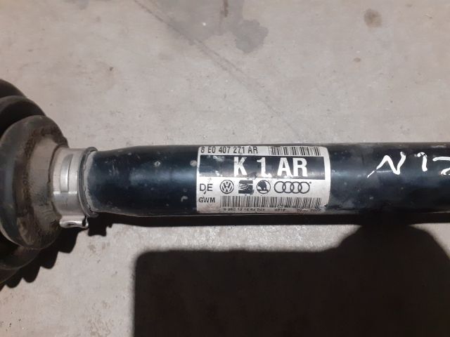 bontott AUDI A4 B5 Bal Féltengely