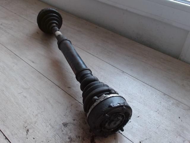 bontott AUDI A4 B5 Bal Féltengely