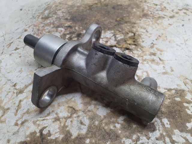 bontott AUDI A4 B5 Főfékhenger