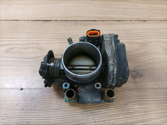 bontott AUDI A4 B5 Fojtószelep (Mechanikus)