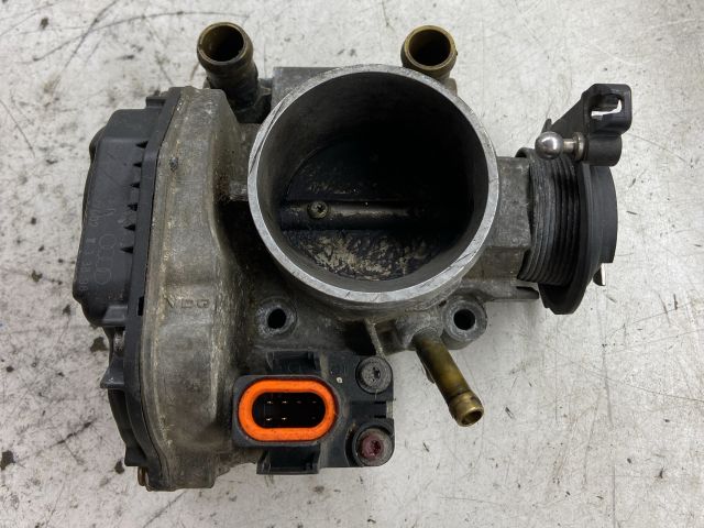 bontott AUDI A4 B5 Fojtószelep (Mechanikus)