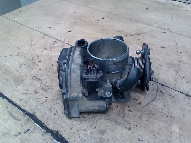 bontott AUDI A4 B5 Fojtószelep (Mechanikus)