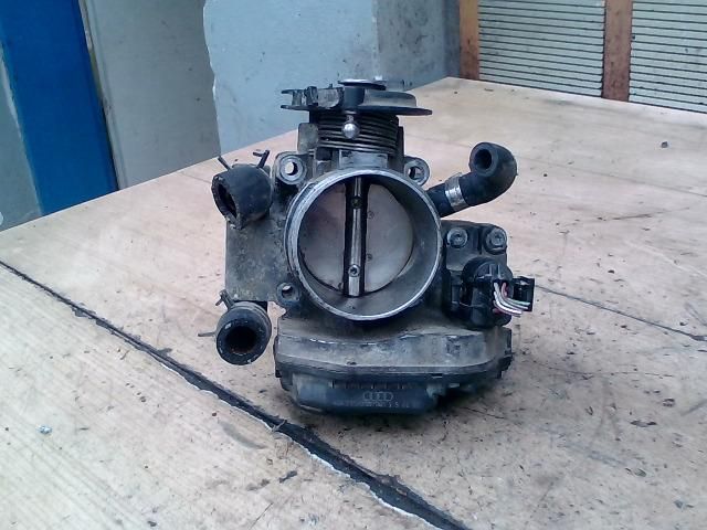 bontott AUDI A4 B5 Fojtószelep (Mechanikus)