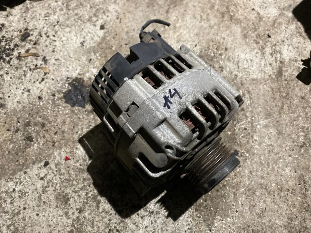 bontott AUDI A4 B5 Generátor