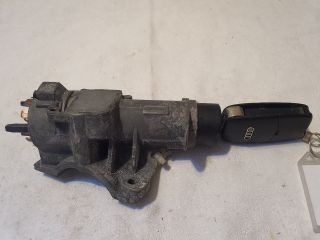 bontott AUDI A4 B5 Gyújtáskapcsoló Házzal
