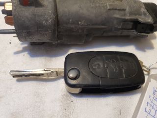 bontott AUDI A4 B5 Gyújtáskapcsoló Házzal