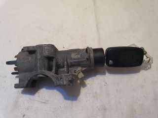 bontott AUDI A4 B5 Gyújtáskapcsoló Házzal