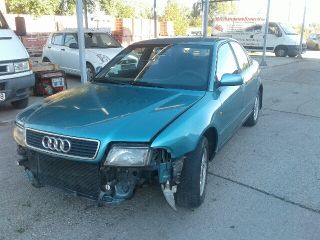 bontott AUDI A4 B5 Hátsó Híd (Tárcsafékes)