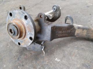 bontott AUDI A4 B5 Jobb első Csonkállvány Kerékaggyal