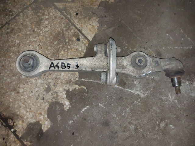 bontott AUDI A4 B5 Jobb első Lengőkar