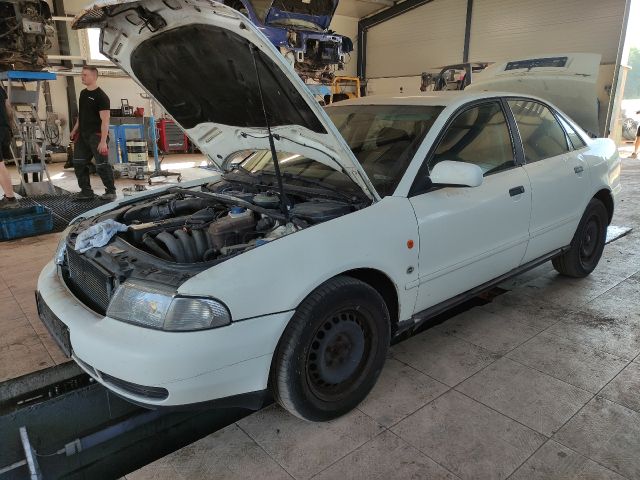 bontott AUDI A4 B5 Klímahűtő Ventilátor