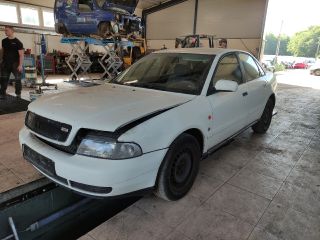 bontott AUDI A4 B5 Klímahűtő Ventilátor