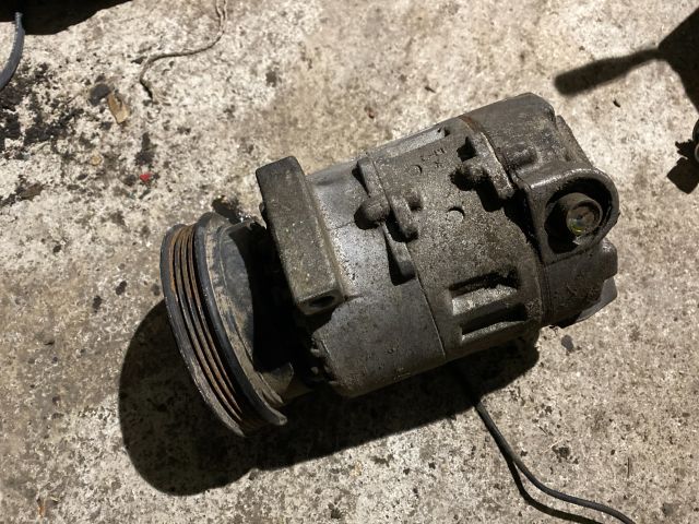 bontott AUDI A4 B5 Klímakompresszor