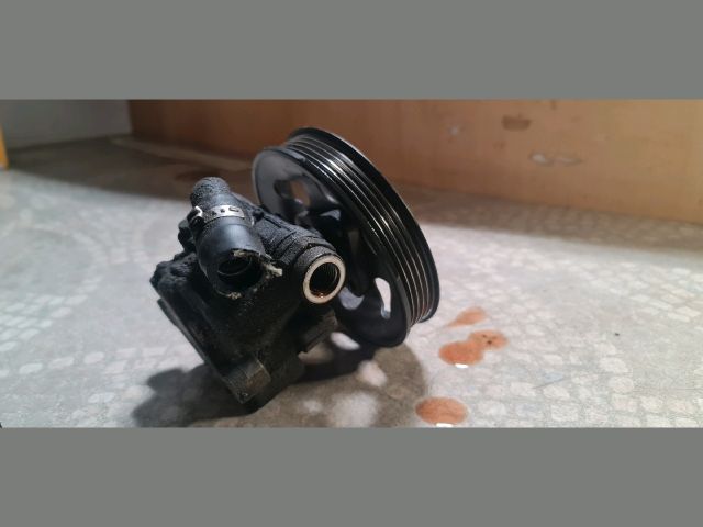 bontott AUDI A4 B5 Kormányszervó Motor (Hidraulikus)