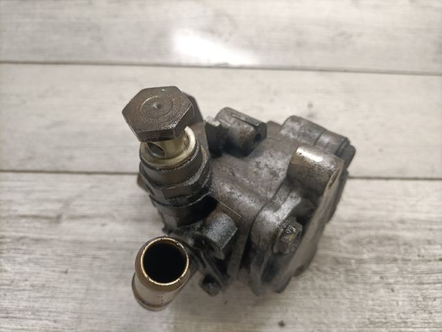 bontott AUDI A4 B5 Kormányszervó Motor (Hidraulikus)