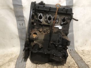 bontott AUDI A4 B5 Motor (Fűzött blokk hengerfejjel)