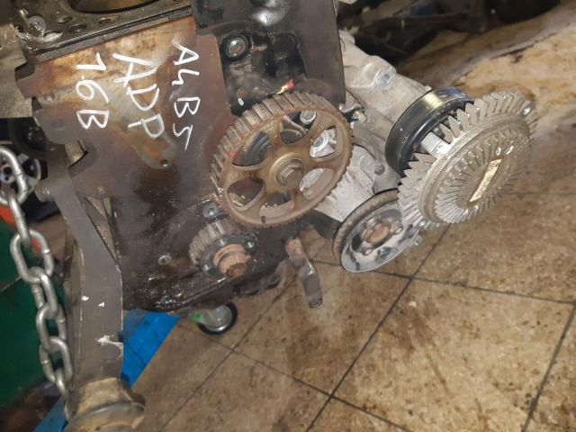 bontott AUDI A4 B5 Motor (Fűzött blokk hengerfejjel)